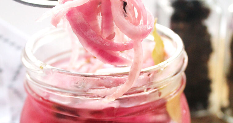 Easy Quick Pickled Red Onions